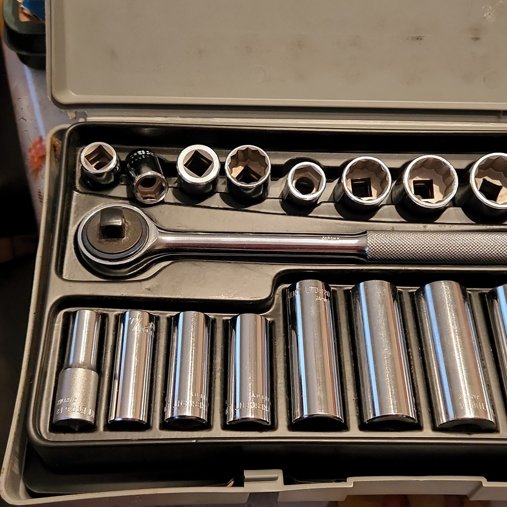 🆕Crescent socket wrench kit - Picture 4 of 6